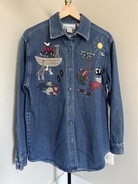 Vintage Dressbarn Noah's Ark Embroidered Chambray Button Up - Size M (Oversized)